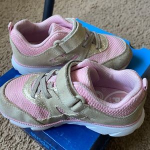 Kids stride rite shoes